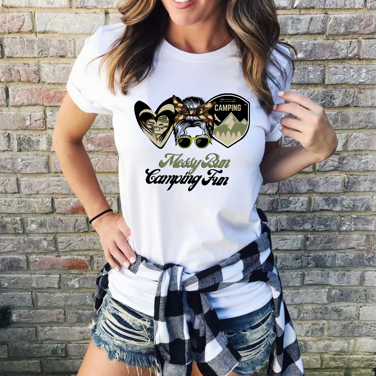 MESSY BUN CAMPING FUN s/s tee