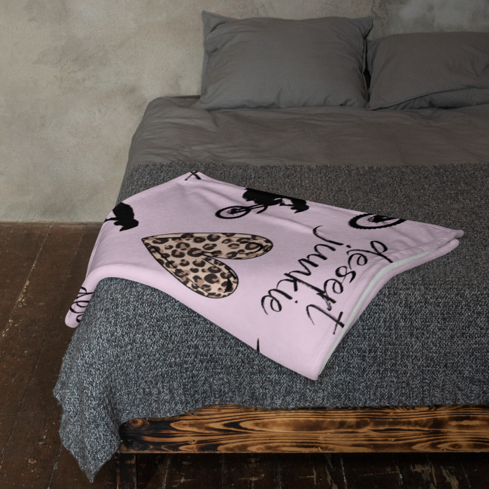 DESERT JUNKIE blanket