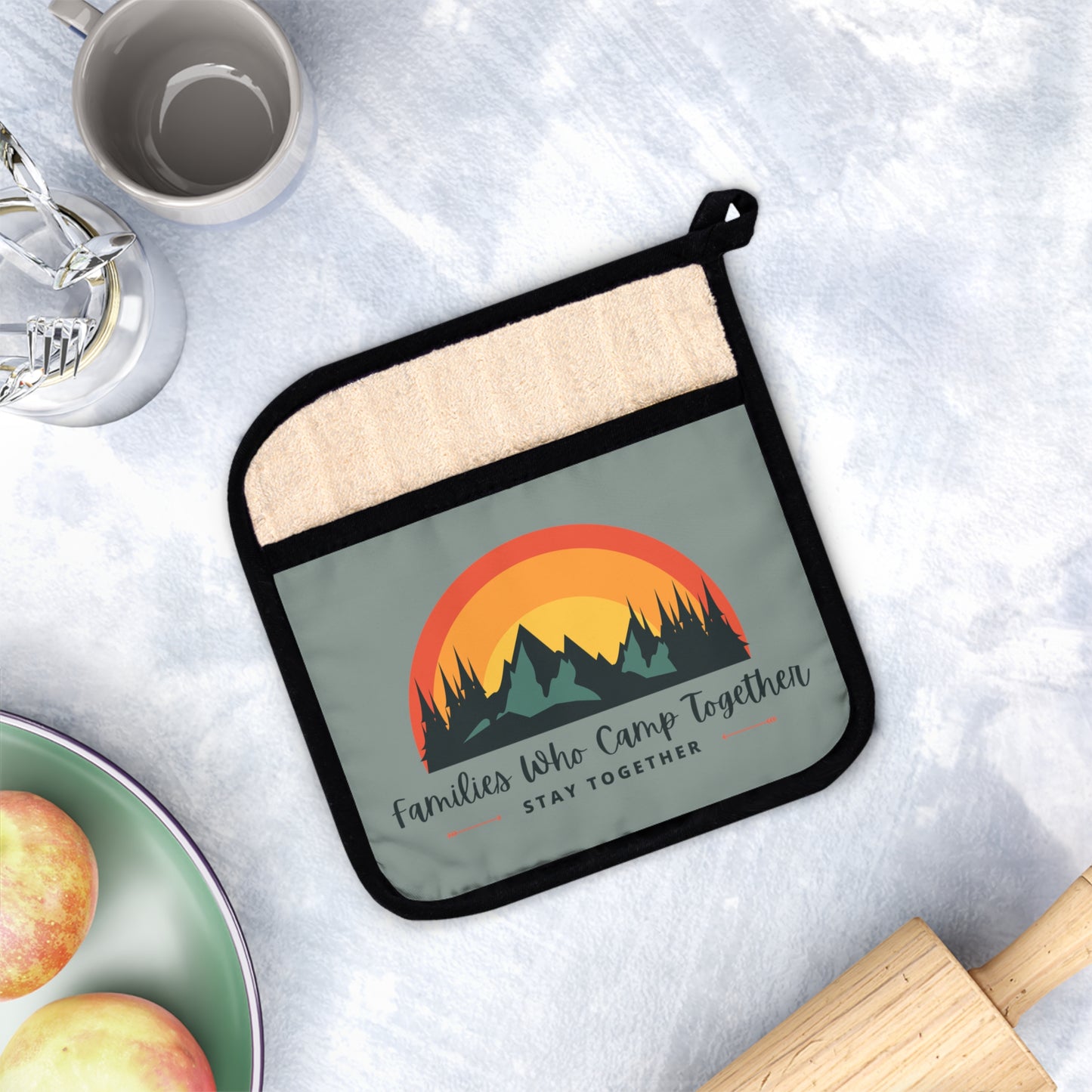 CAMPING FAMILIES STAY TOGETHER Pot Holder with Pocket